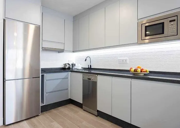 Sunnyland Paraiso Apartment *